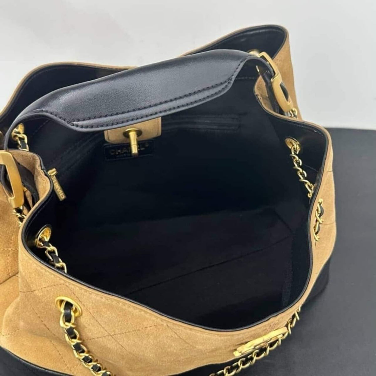 Super Vip 1:1 – Chanel Shopping Bag Gold Tone Mental Beige And Black 36Cm AS5657 B20827 U1536