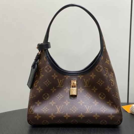 Super Vip 1:1 – Louis Vuitton The Drop PM Monogram Brown 28Cm M12940