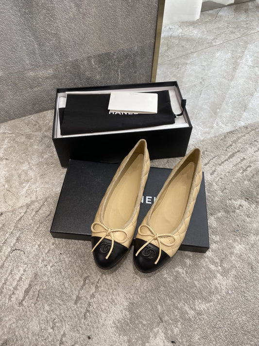 BALLET FLATS BEIGE BLACK QUILTED LAMBSKIN - 35