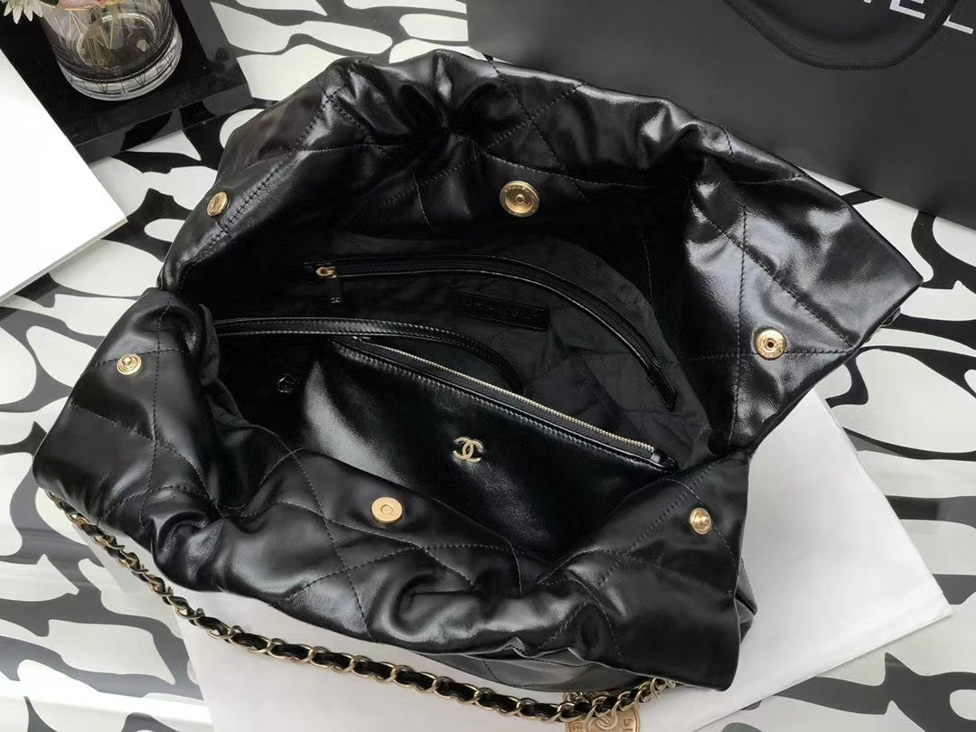 CC HOBO BAG 22 BLACK LAMBSKIN GOLD HARDWARE - 35cm