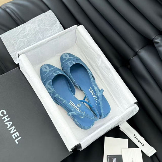 CC FLAT SLINGBACK IN LIGHT BLUE DENIM - 35