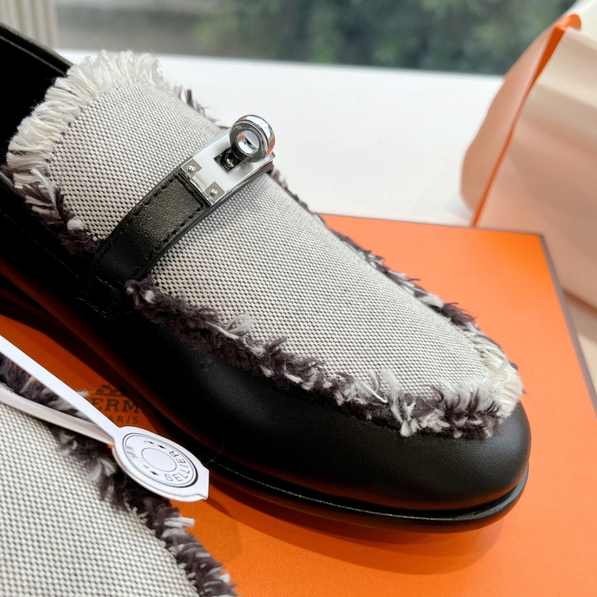 Destin Loafer Black Calfskin Fringed Canvas - 35
