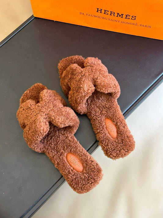 0RAN SANDAL SHEARLING BROWN - 35