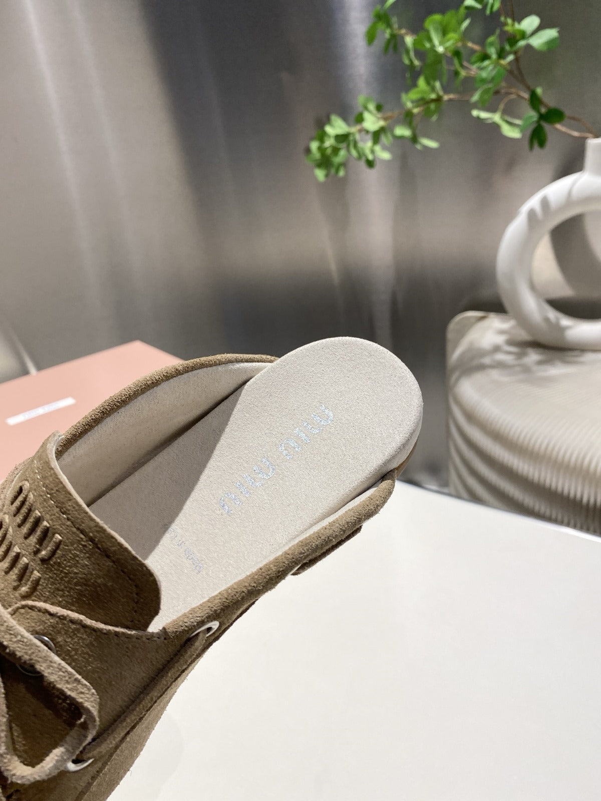 MIU FADED MULE IN LIGHT BROWN ECRU SUEDE - 35