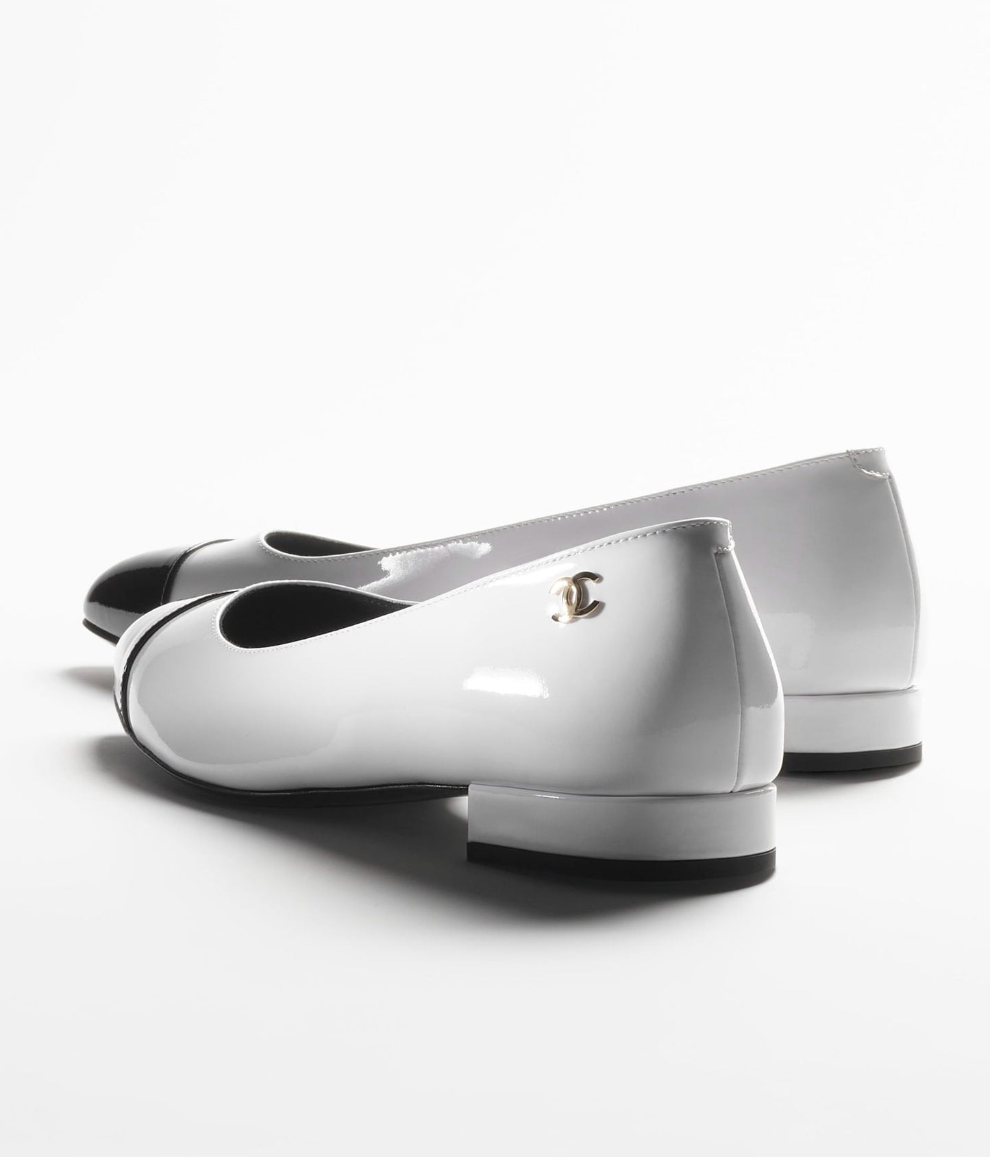 BALLET FLATS WHITE BLACK PATENT CALFSKIN - 35