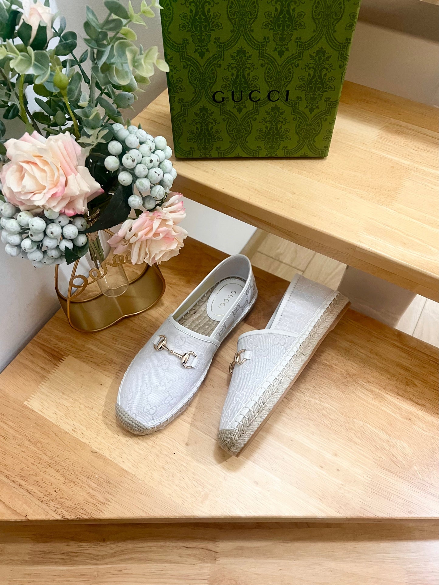 WOMEN'S ESPADRILLE WITH HORSEBIT IN WHITE CANVAS - 36