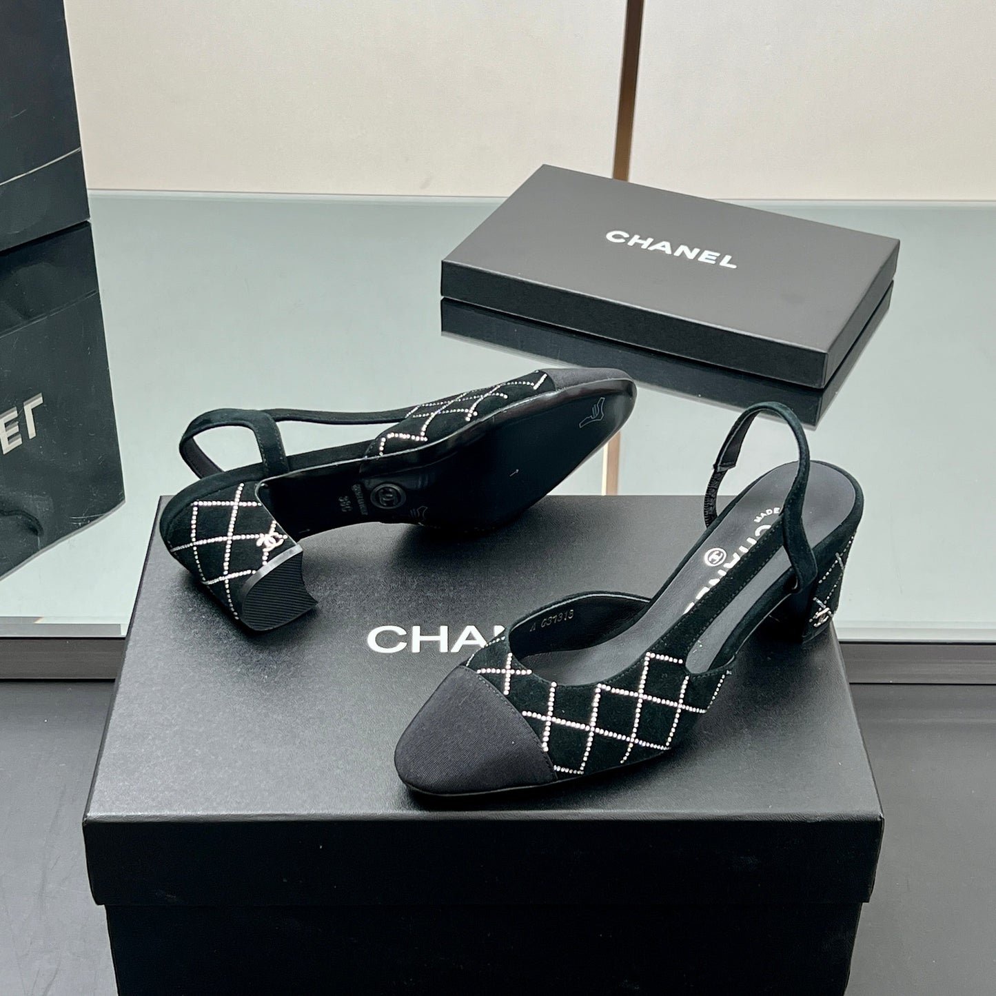 CC SLINGBACK 25S 65 MM IN BLACK SUEDE AND CRYSTALS - 35