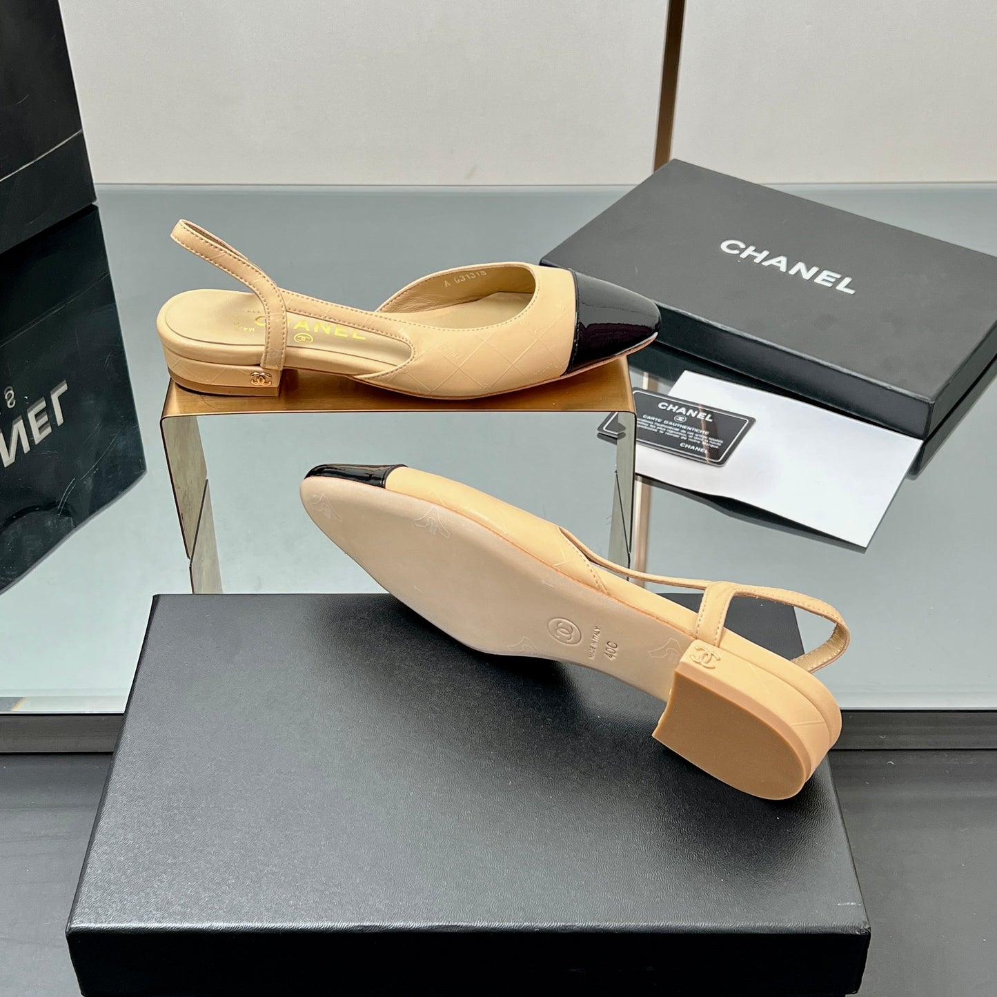 CC SLINGBACK 25S 25 MM IN BEIGE LAMBSKIN AND BLACK GLOSSY LEATHER WITH CHECK PATTERN - 35
