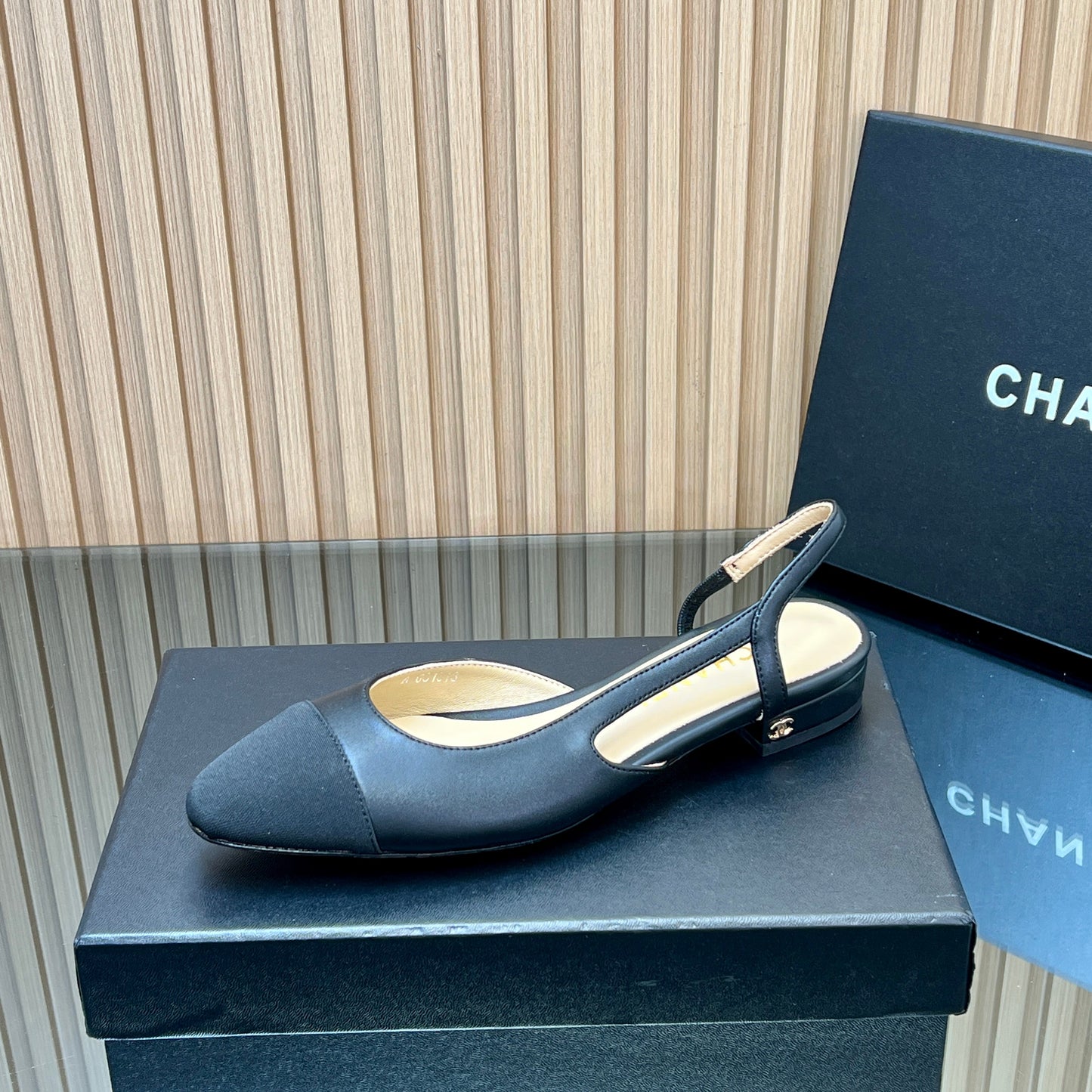 CHANEL 25S SLINGBACK SHOE FLATS IN BLACK SILK - 35