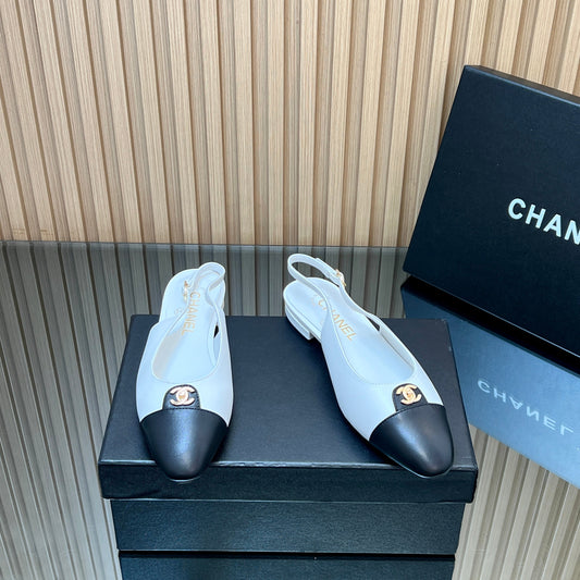 CHANEL 25S БАЛЕТКИ-СЛІНГБЕКИ З БІЛОЇ ТЕЛЯЧОЇ ШКІРИ З ЗОЛОТОЮ ФУРНІТУРОЮ – 35