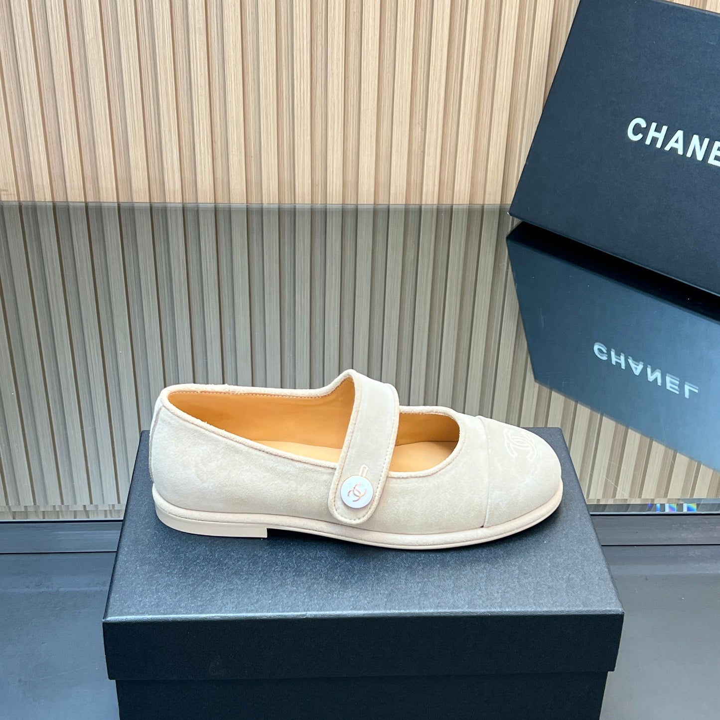 CHANEL 25S DOUBLE-STRAP MARY JANE SHOES IN IVORY SUEDE - 35