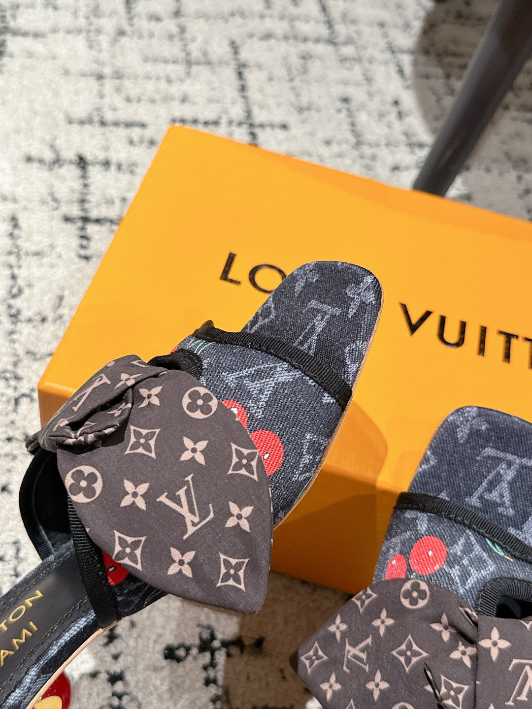 LV CHERRY HIGH HEELS 25S IN NAVY BLUE DENIM WITH BOW STYLE 2 - 35