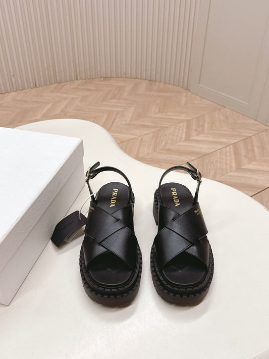 PRADA 25S БОСОНІЖКИ CRISSCROSS З ЧОРНОЇ ТЕЛЯЧОЇ ШКІРИ - 35
