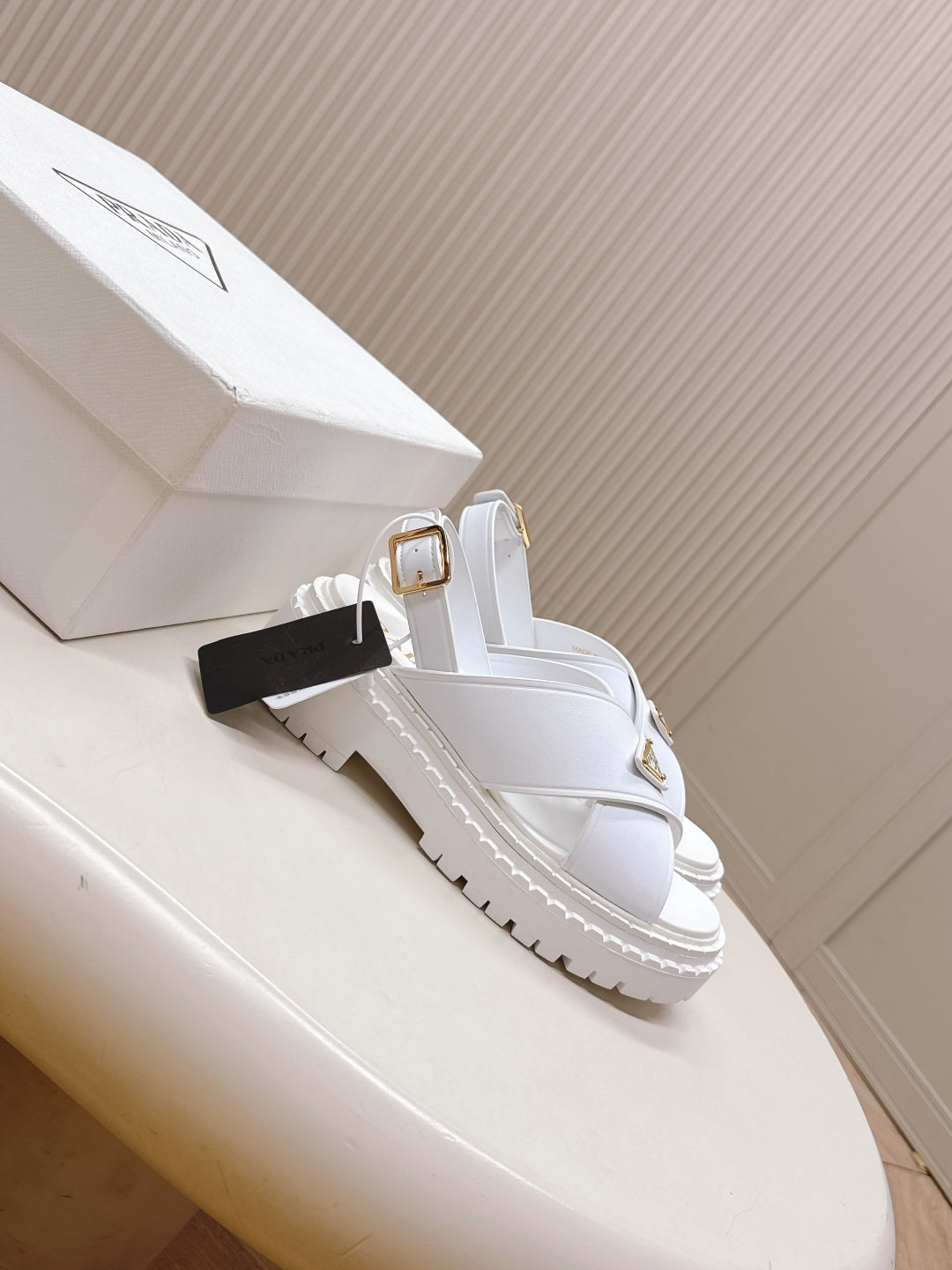 PRADA 25S SANDALS IN WHITE CALFSKIN LOGO GOLD HARDWARE - 35