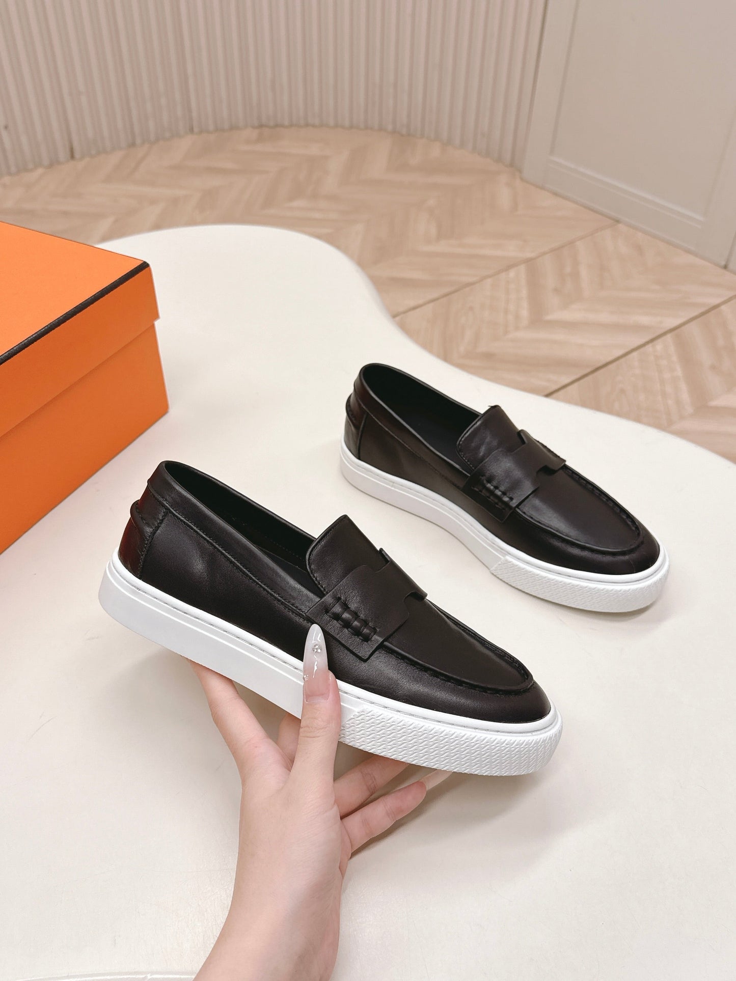 HM 25S SLIP-ON IN BLACK LAMBSKIN - 35