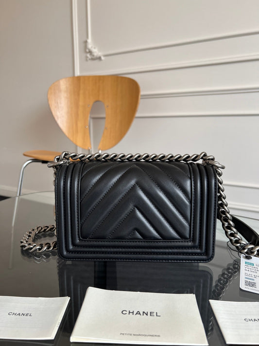 CHANEL 25S СУМКА BOY BAG 20 ЧОРНА З ОВЕЧОЇ ШКІРИ