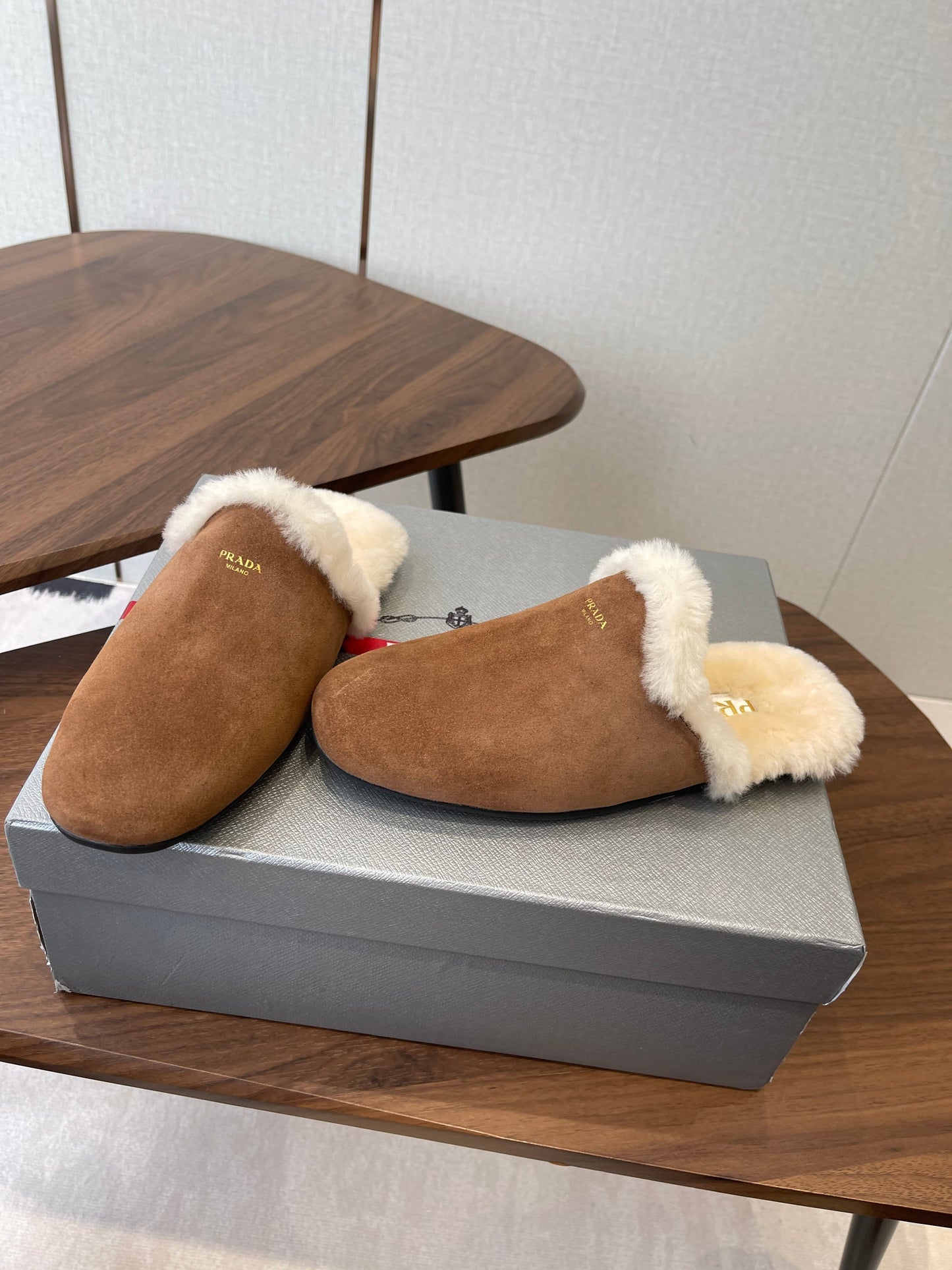 PRADA 25S CLOGS IN BROWN SUEDE FUR-LINED - 35