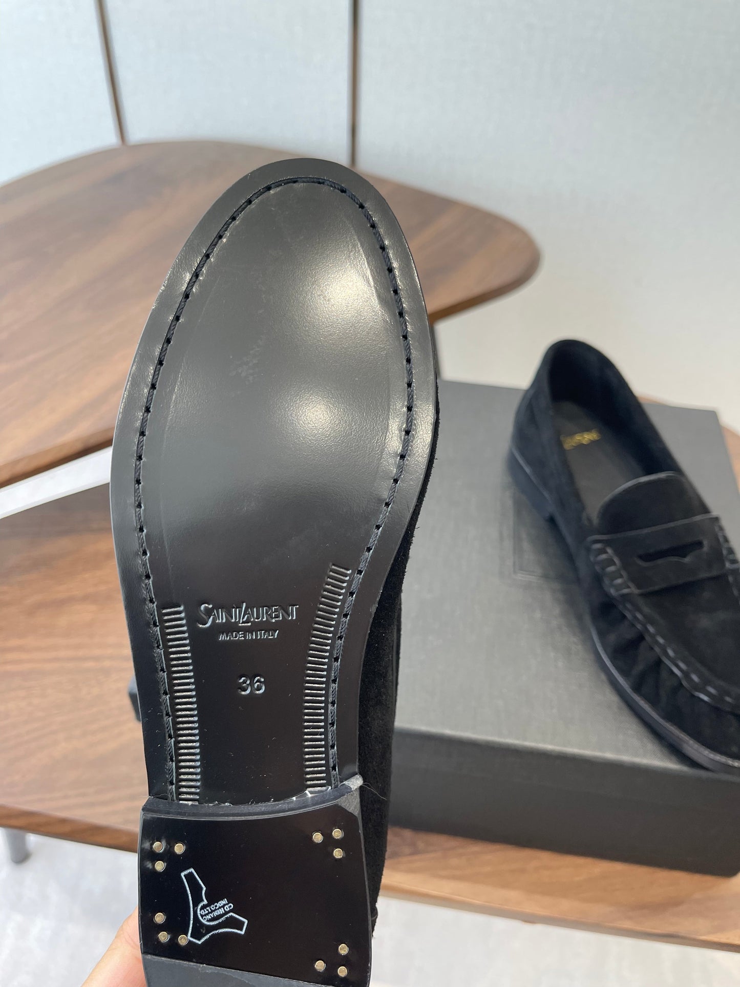 Лофери YSL 26S З ЧОРНОЇ ЗАМШІ