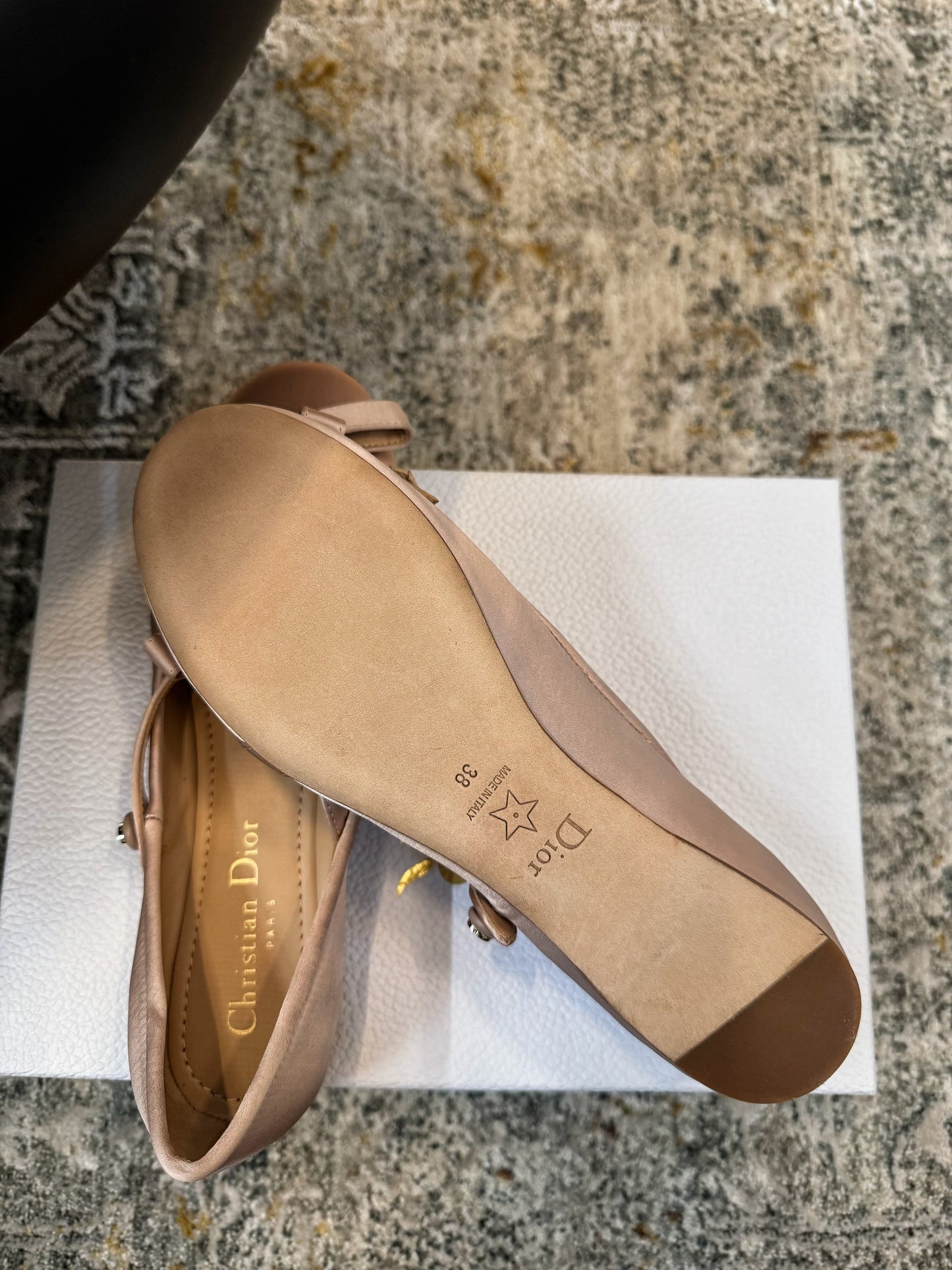 DIOR 25S LOVELY‑D BALLET FLAT 10MM IN NUDE SATIN - 35