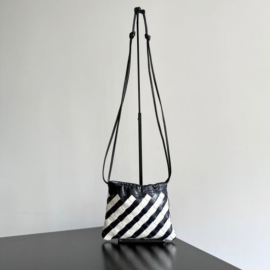 BOTTEGA VENETA 25S DUSTBAG 21 IN ZEBRA PATTERN CALFSKIN