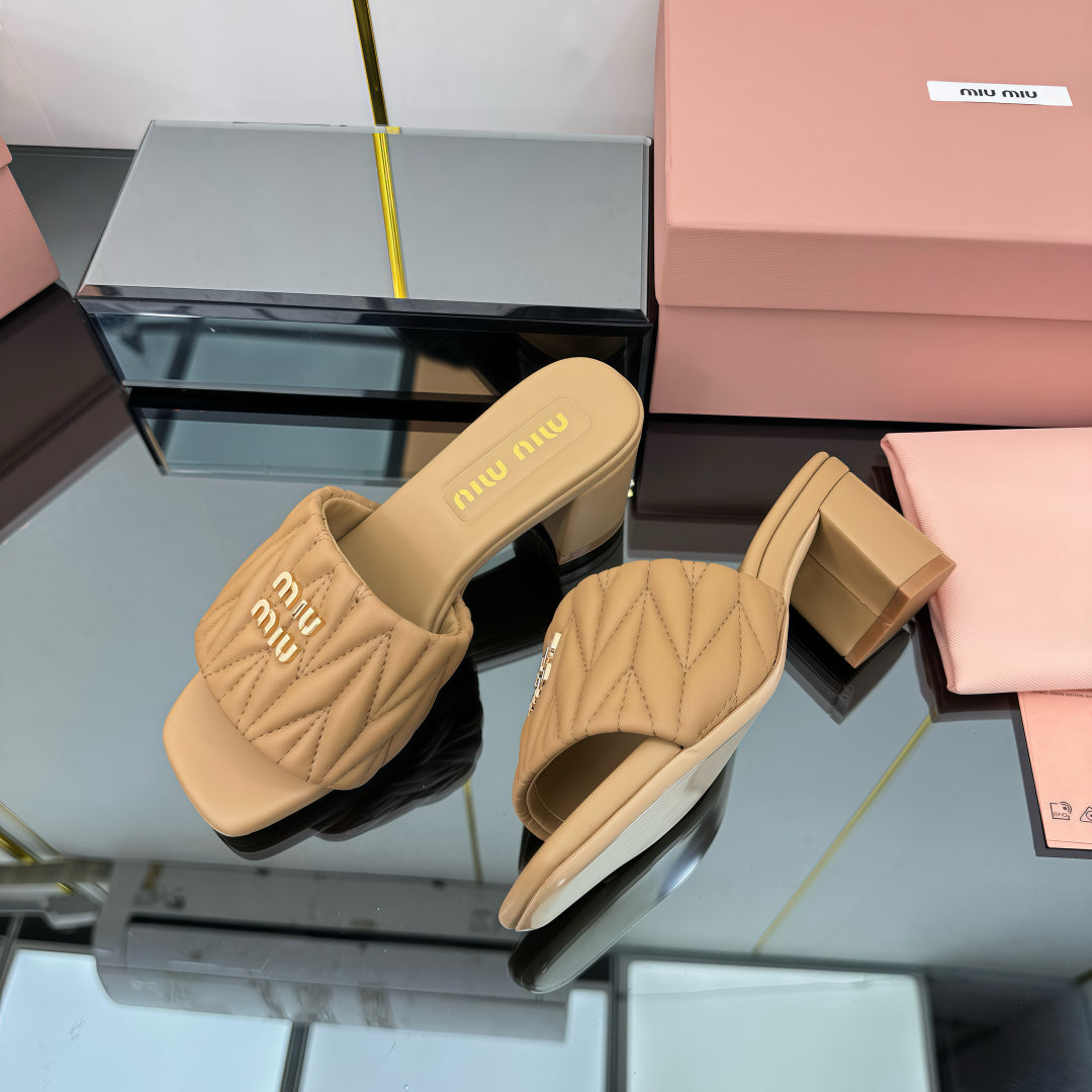 MATELASSÉ SLIDES PUMP IN DARK BEIGE CALFSKIN - 35