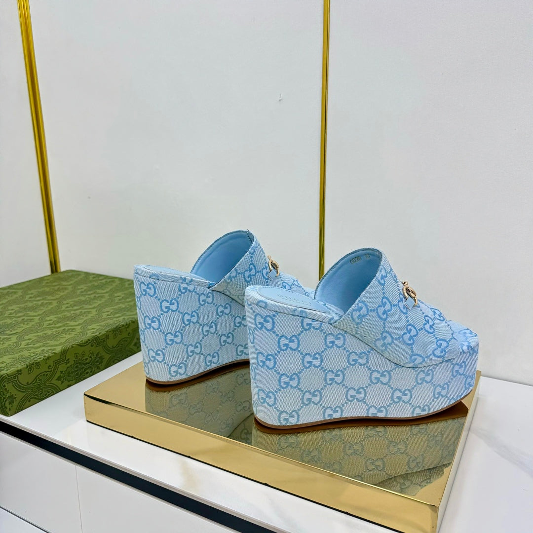 GG WEDGE SLIDES 110 IN SKY BLUE FABRIC WITH GOLD HARDWARE - 35
