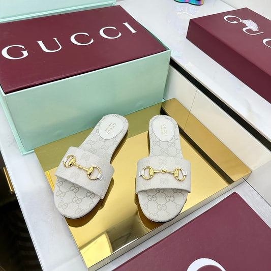 GG SLIDES IN IVORY WITH GOLD HARDWARE - 36