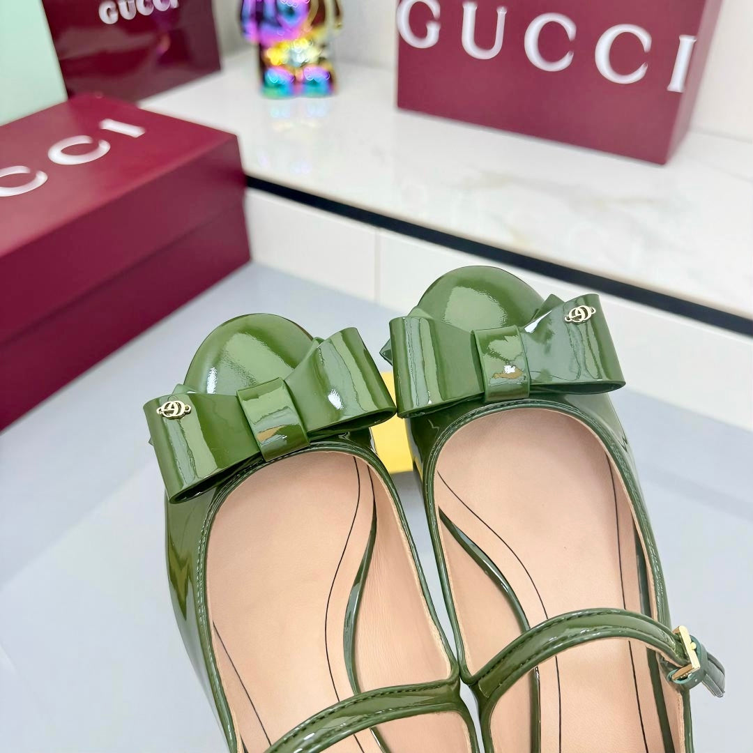 GG MARY JANE 25S IN MOSS GREEN LAMBSKIN WITH BOW - 35