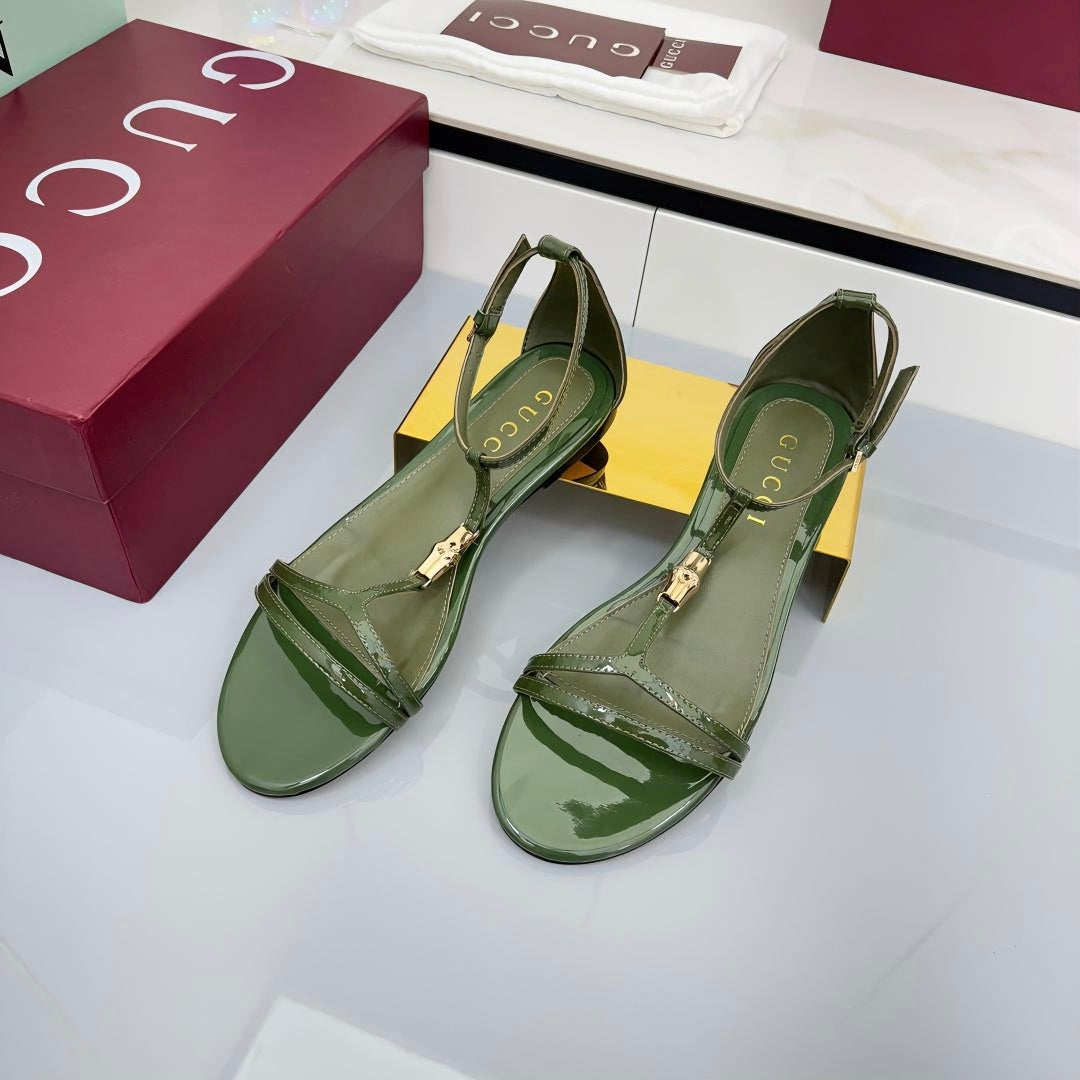 GG THONG SANDALS 25S IN DARK GREEN LAMBSKIN WITH GOLD HARDWARE - 35
