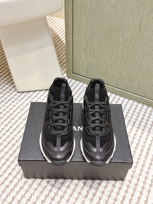 КРОСІВКИ CHANEL 25S CLASSIC З ЧОРНОЇ ТЕЛЯЧОЇ ШКІРИ ТА ЗАМШІ - 35