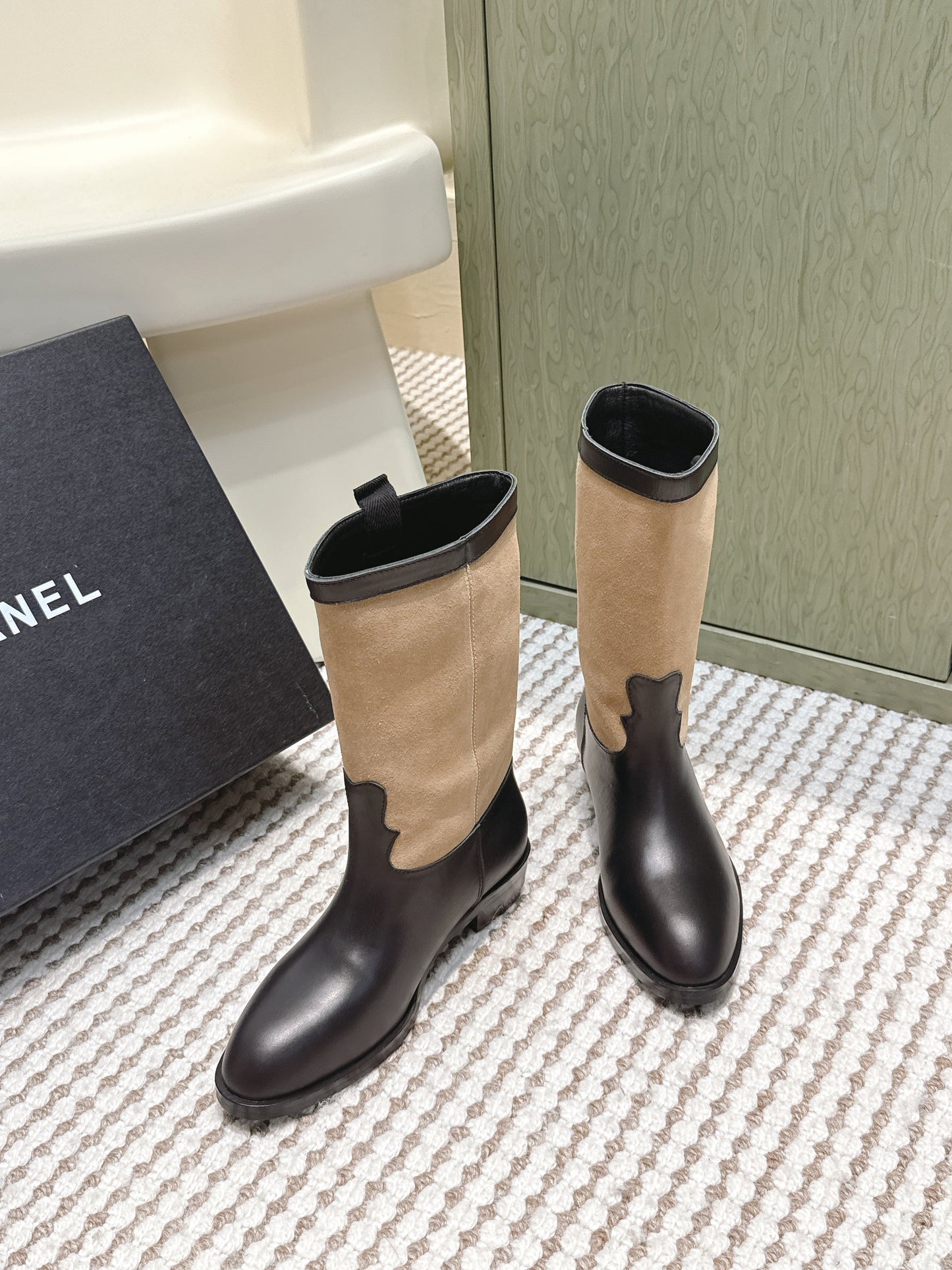CHANEL 25S MID-CALF BOOTS IN TAN BROWN SUEDE MIX BLACK CALFSKIN - 35