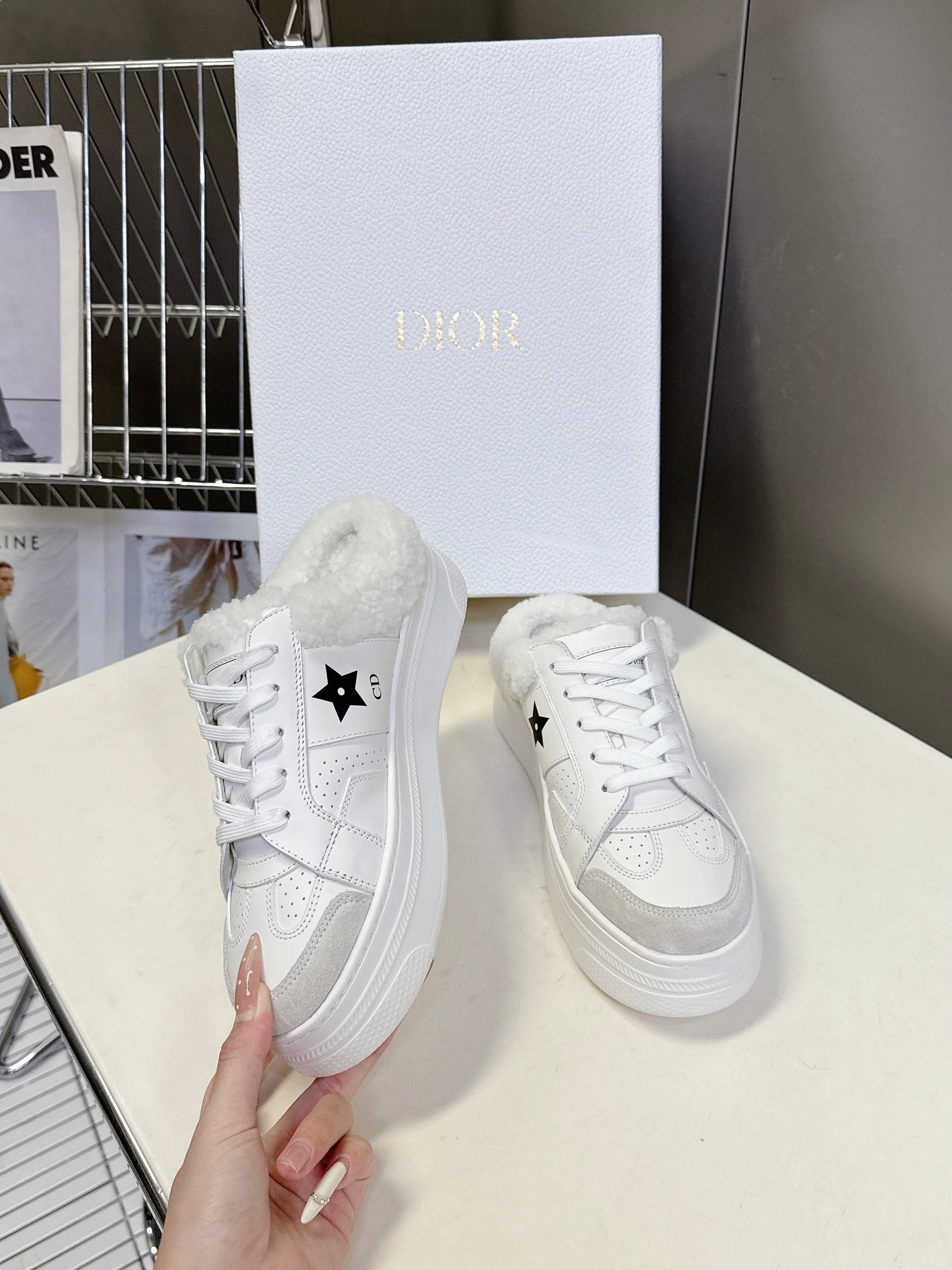 DIOR 25S DIOR STAR SNEAKERS 40 MM IN WHITE LAMBSKIN AND WOOL STYLE 1 - 35