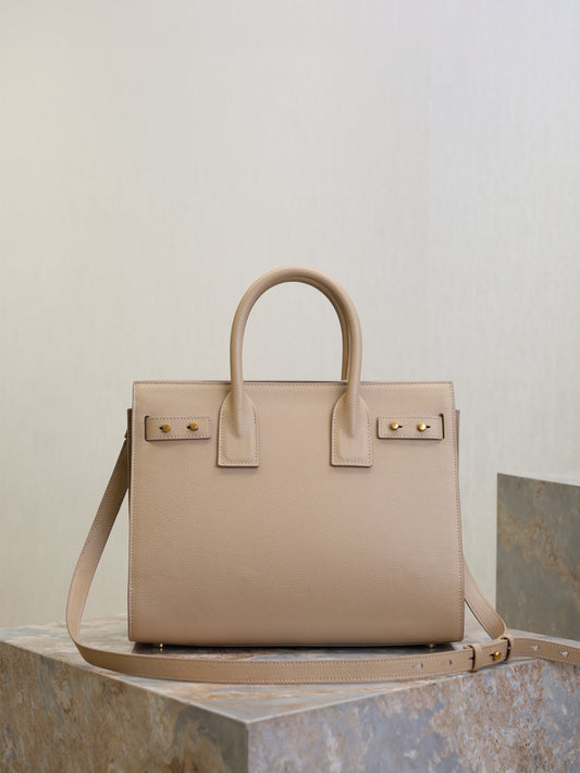 YSL 25S SAC DE JOUR GM 32 З ТЕМНО-БЕЖЕВОЇ М'ЯКОЇ ЗЕРНИСТОЇ ТЕЛЯЧОЇ ШКІРИ