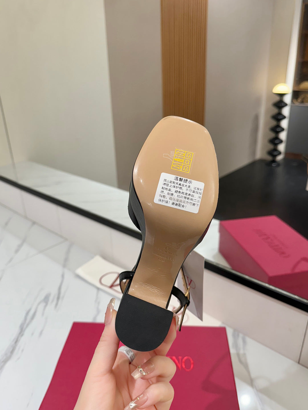 VLTN HIGH SANDAL 25S 115 MM IN BLACK LAMBSKIN WITH GOLD HARDWARE - 35