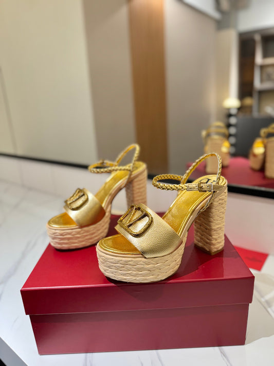VLTN ESPADRILLE WEDGE SANDALS 25S 115 MM IN GOLD LAMBSKIN WITH GOLD HARDWARE - 35