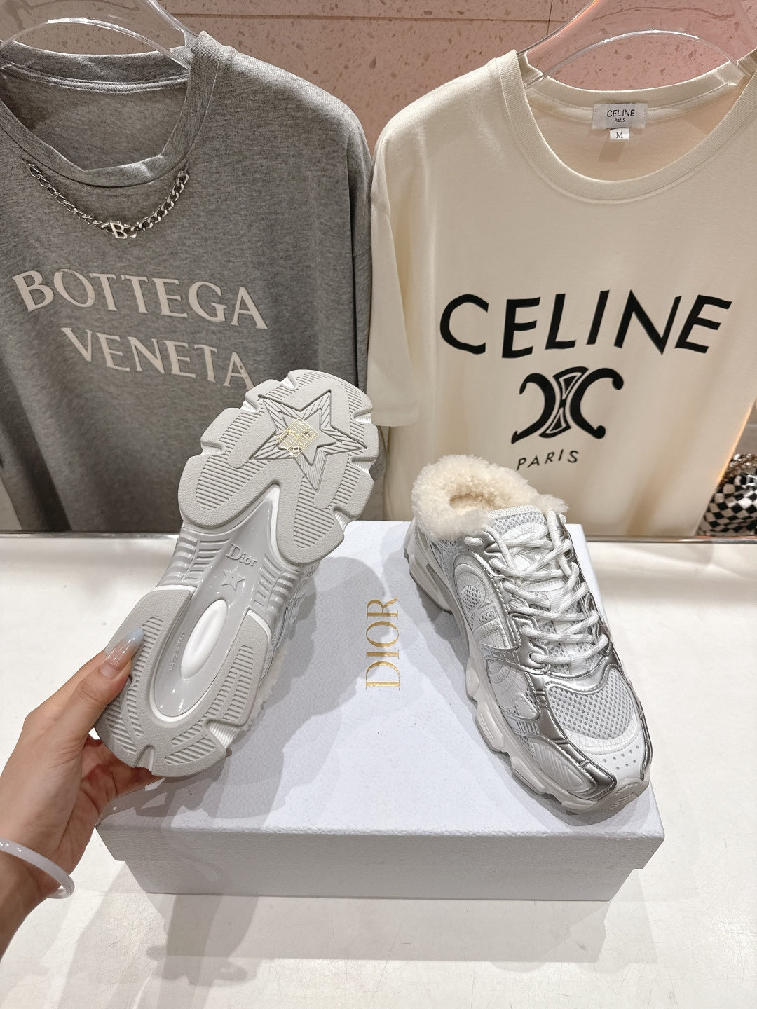 DIOR CHRONO SNEAKER 25S IN SILVER MIX WHITE LAMBSKIN AND MESH FABRIC STYLE 5 - 35