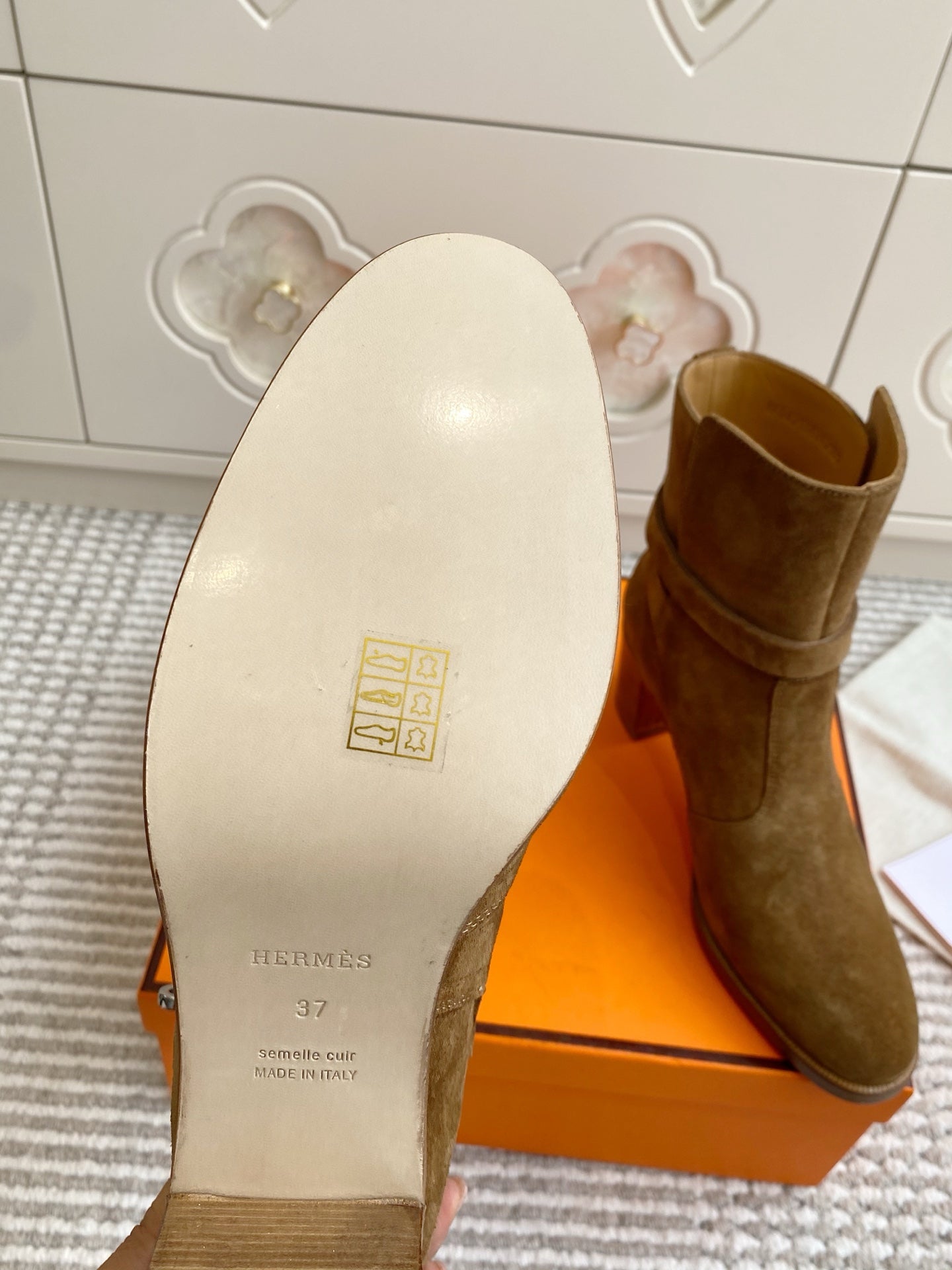 HM 25S FRENCHIE 50 ANKLE BOOT 50 MM IN BROWN SUEDE WITH SILVER HARDWARE - 35