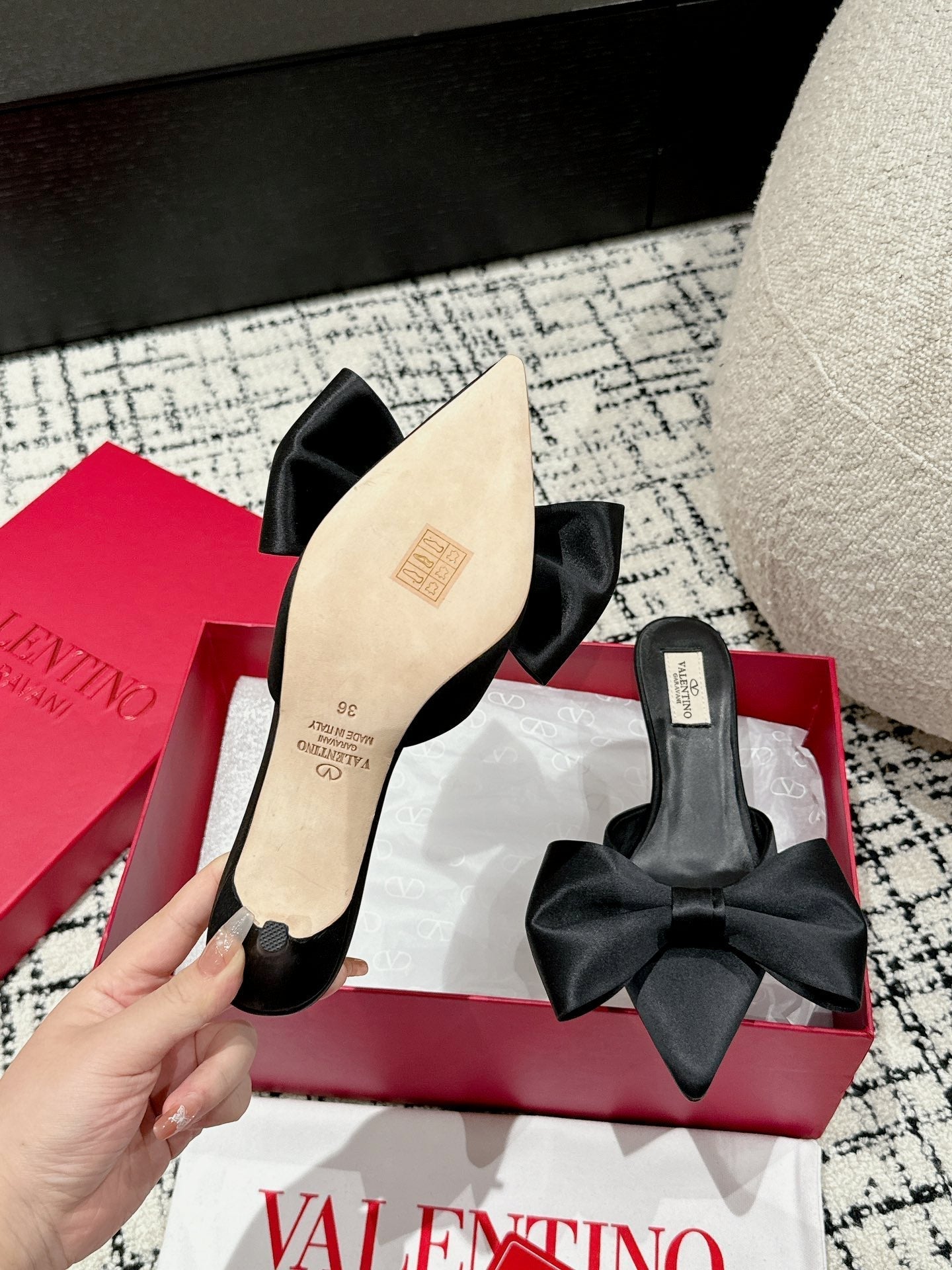 HIGH MULE IN BLACK SILK - 35