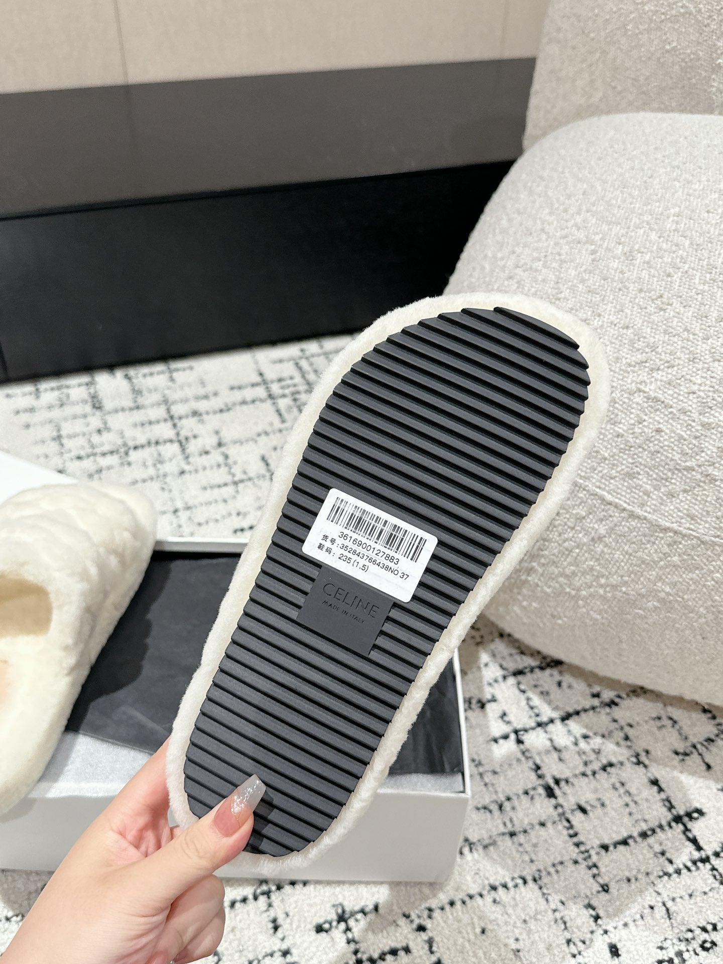 DAD SANDAL MULE IN WHITE SHEARLING - 35