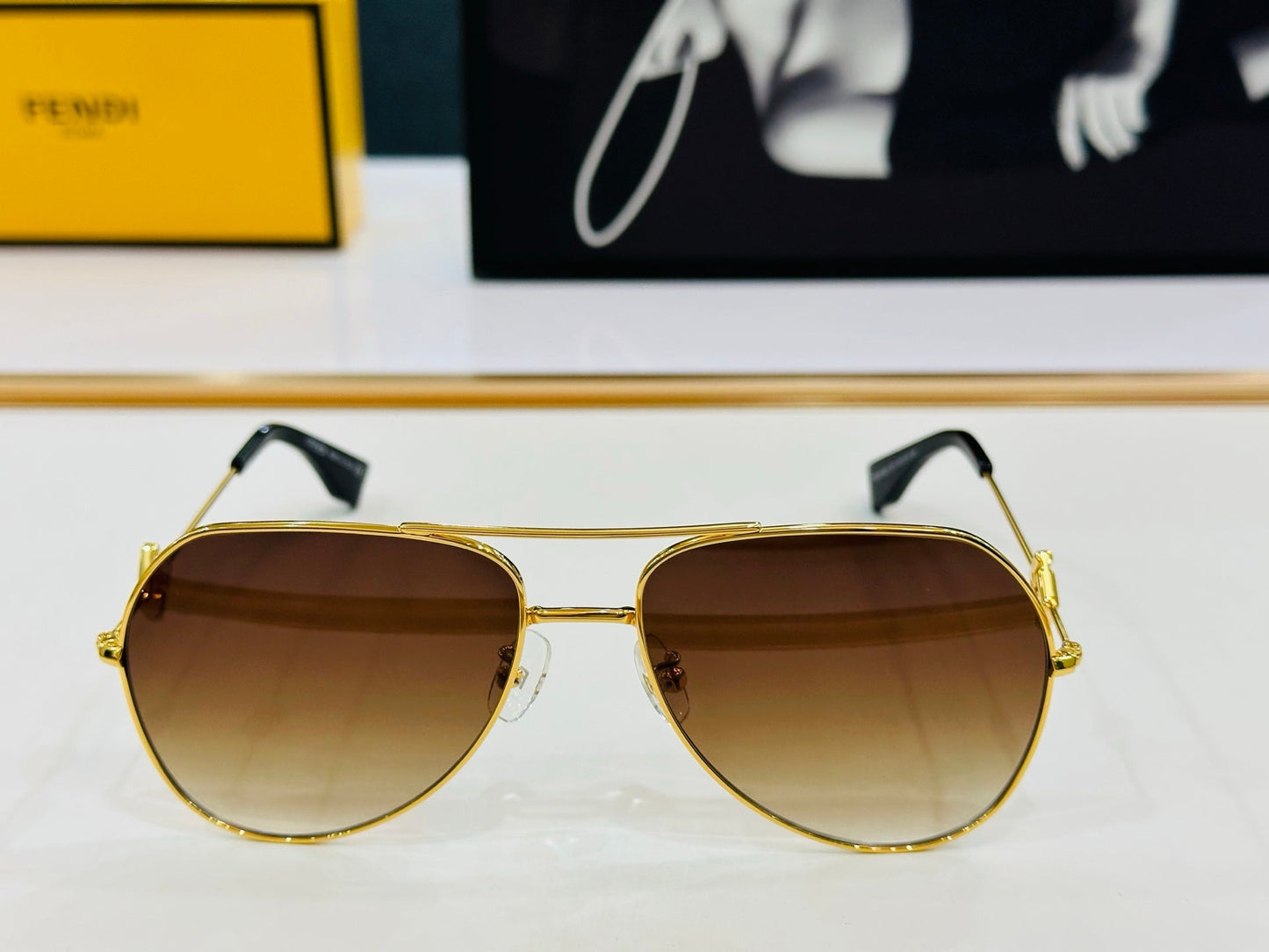 SKY AVIATOR FRAME SUNGLASSES E40150U IN METAL - Red FF Pattern