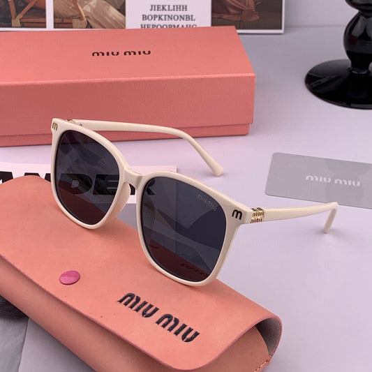 RUNWAY SQUARE SUNGLASSES M4389 IN ACETATE - Black