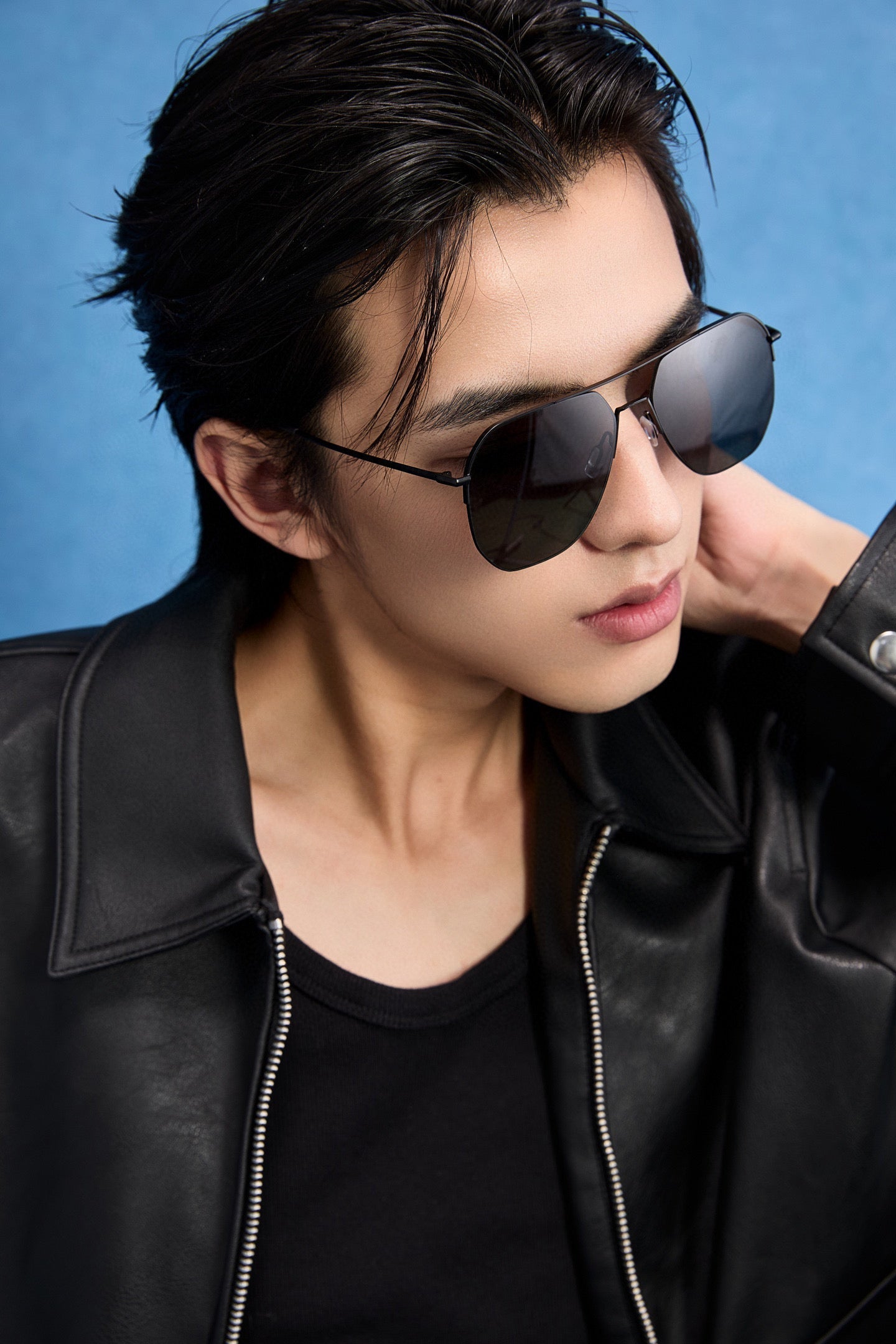 NAVIGATOR FRAME SUNGLASSES G01810 IN METAL - Black