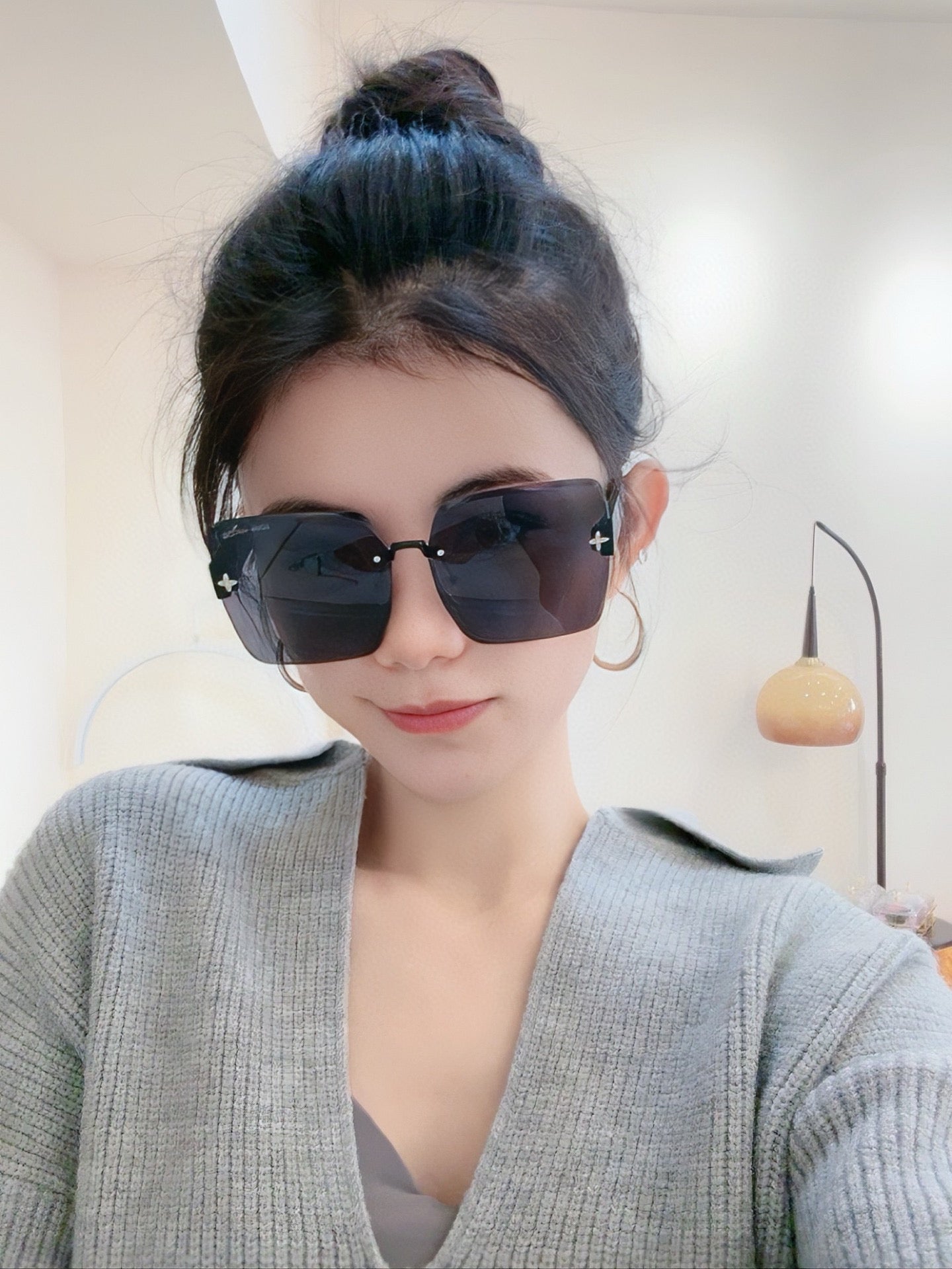 SQUARE SUNGLASSES L5970 IN BLACK ACETATE - Small