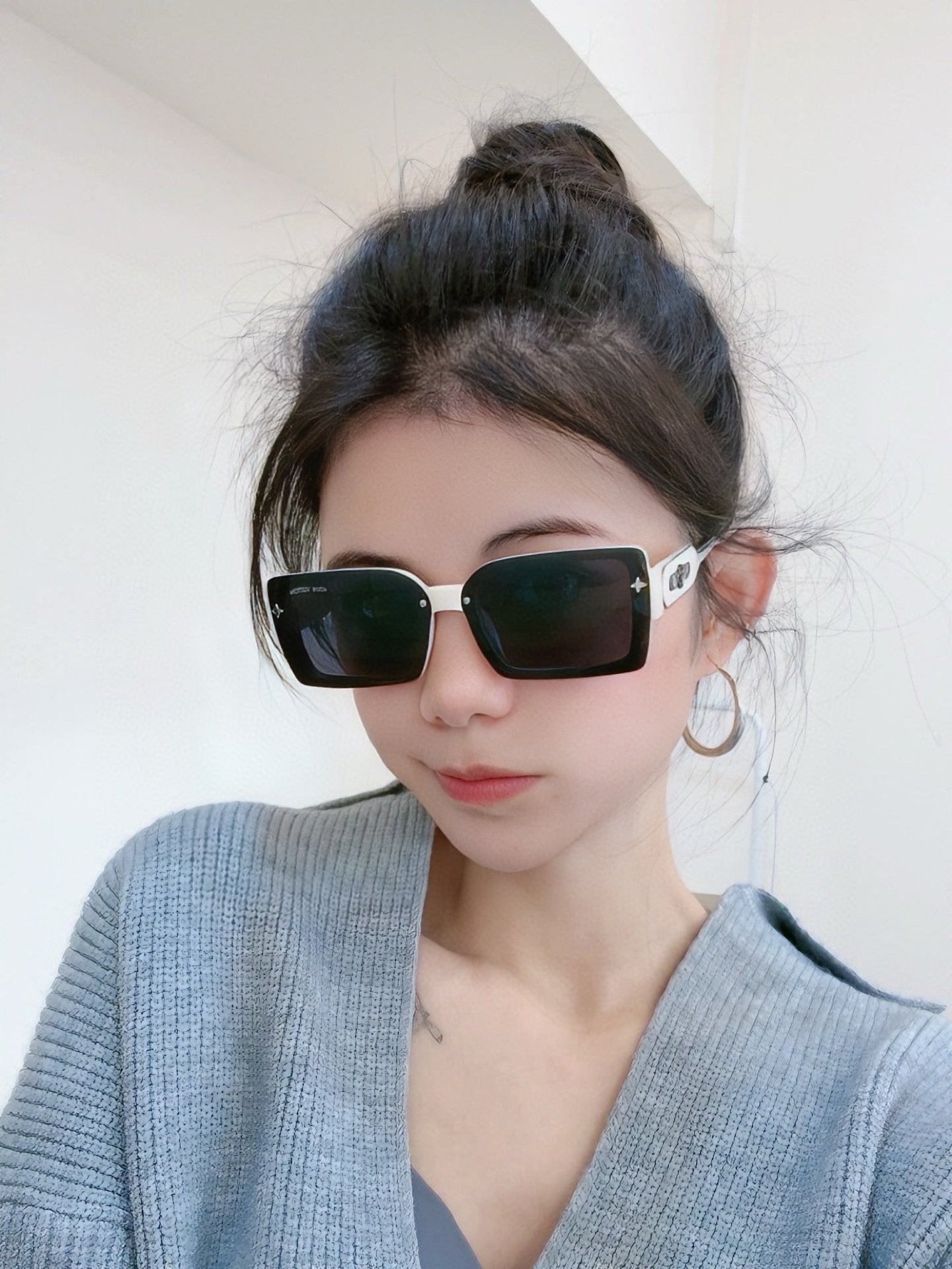 RECTANGLE SUNGLASSES L6771 IN ACETATE - White
