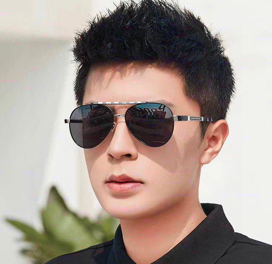 PILOT SUNGLASSES L66 IN BLACK METAL - Small