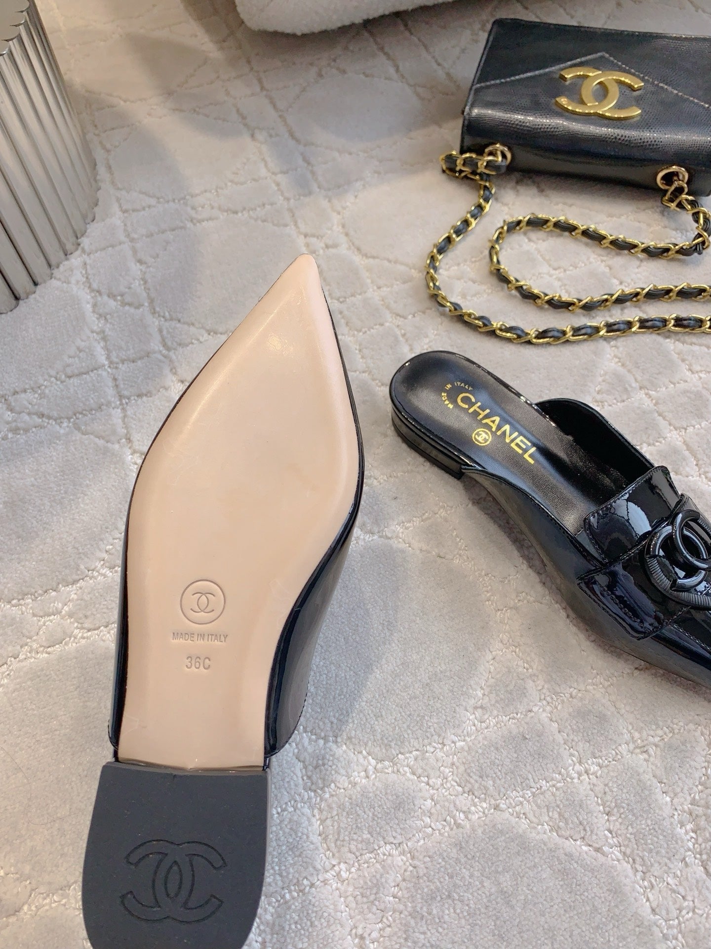 FLAT MULE 2 CM IN BLACK PATENT CALFSKIN - 35