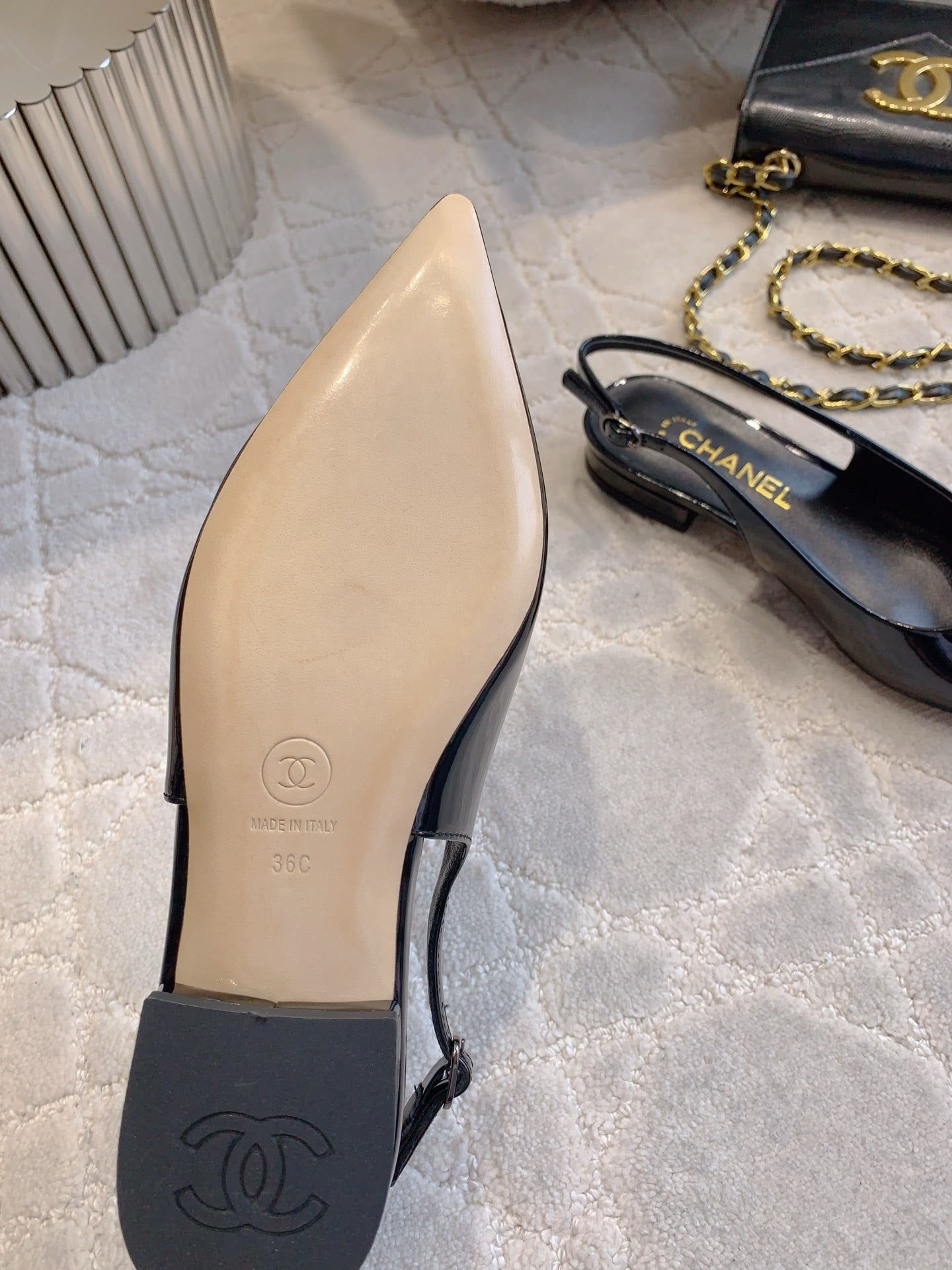 FLAT SLINGBACKS 2 CM IN BLACK PATENT CALFSKIN - 35