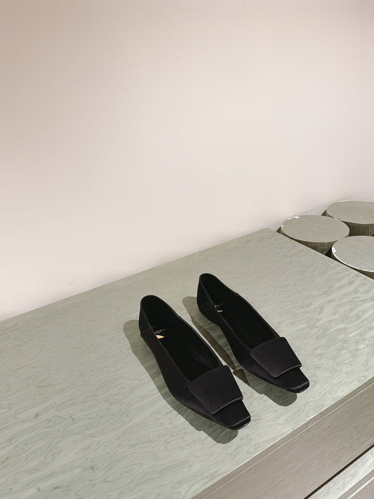 BALLERINA FLATS IN BLACK SATIN - 35