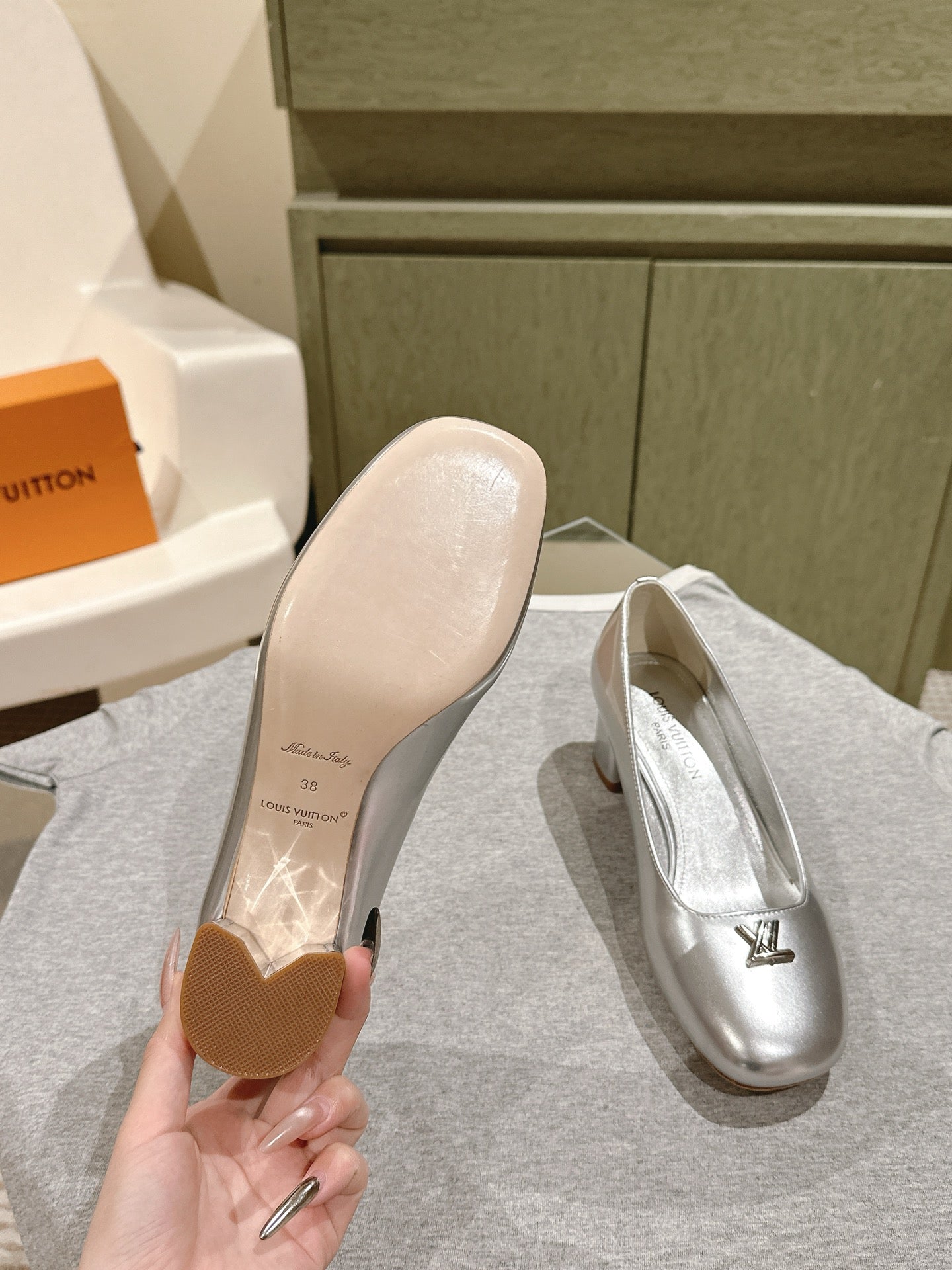 SWING HIGH PUMP 55 MM IN SILVER PATENT CALFSKIN - 35