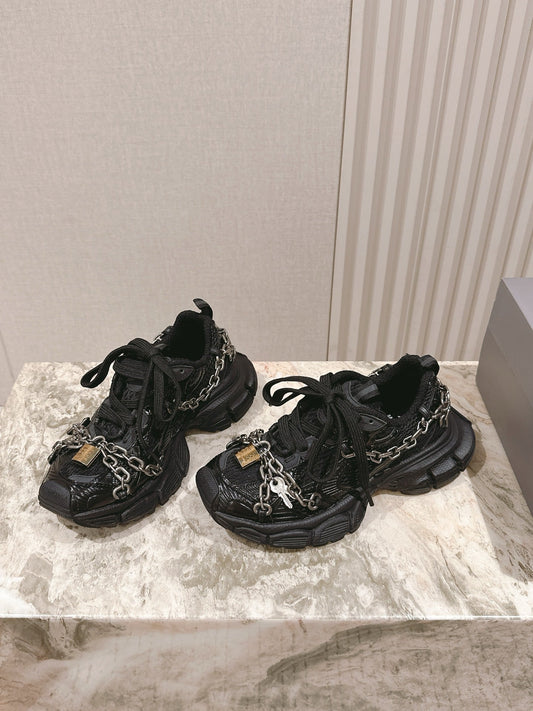 BALENCIAGA 25S 3XL SNEAKERS CHAIN-PADLOCK IN BLACK MESH FABRIC AND PU - 35